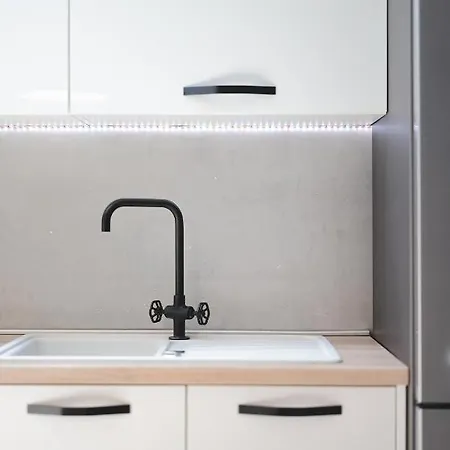 Dominik Lejlighed